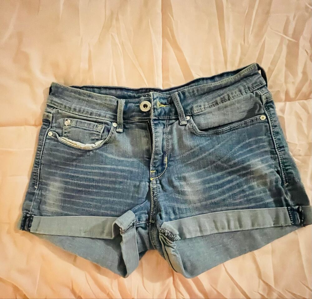 Women’s Denizen Shorts Size W28/Size 7